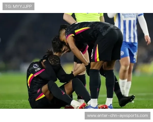 布莱顿依靠边路压迫限制对手，三笘薰连续过人引发讨论