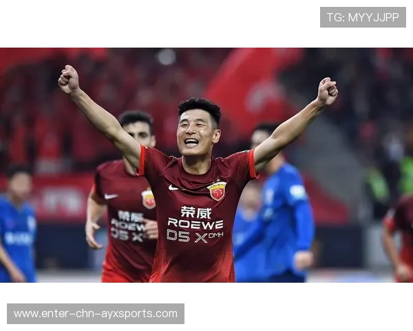 上海海港受历史违规扣5分处罚，武磊单刀球处理依旧稳健展现核心价值